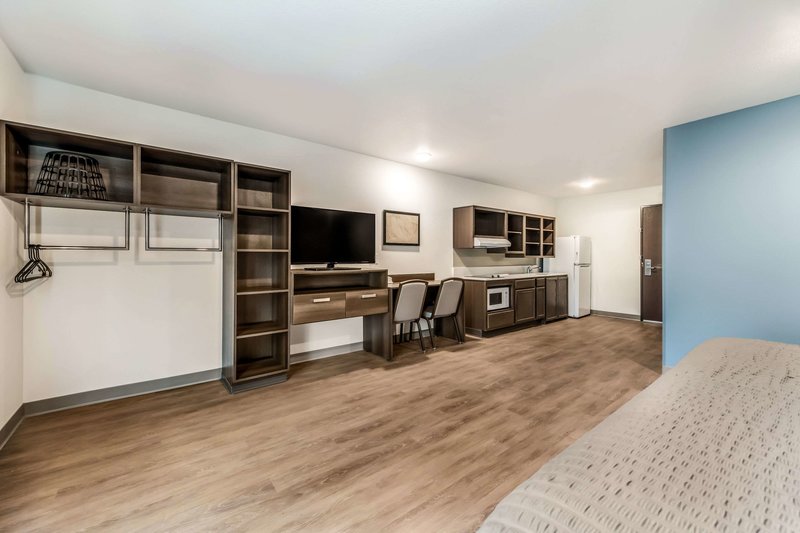 Woodspring Suites Charlotte - University Research Park,North Carolina>>Charlotte,2.5 star