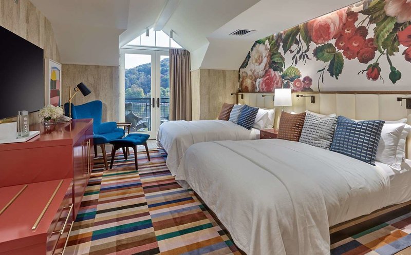 River House At Odette's,,1 star