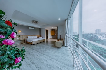 happy life green hotel