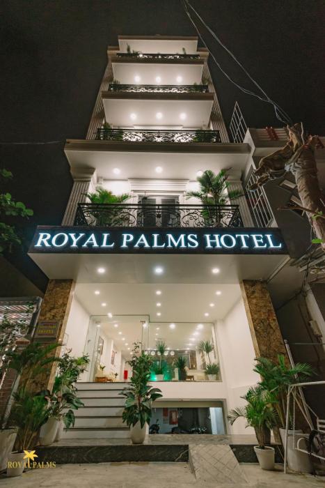 Royal Palms Hotel,,2 star