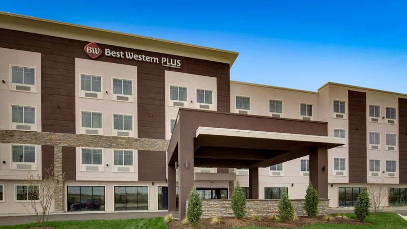 Comfort Inn & Suites,Louisville>>Clarksville,2.5 star