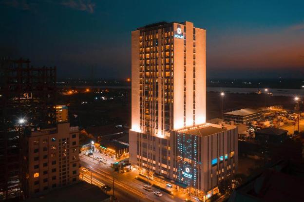 Zealax Hotel & Residence,,4 star