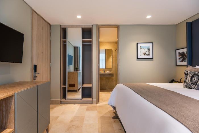 oz hotel luxury