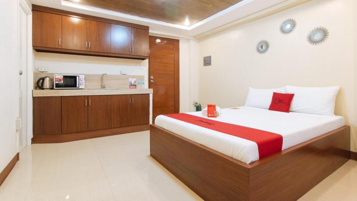 Reddoorz Plus Near Bgc Mall,Manila>>Makati,3 star