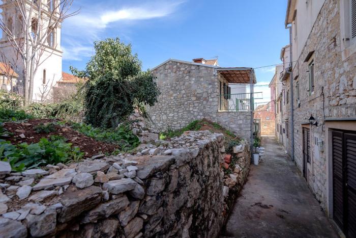Apartments Lotti,Stari Grad>>Brac Island,0 star