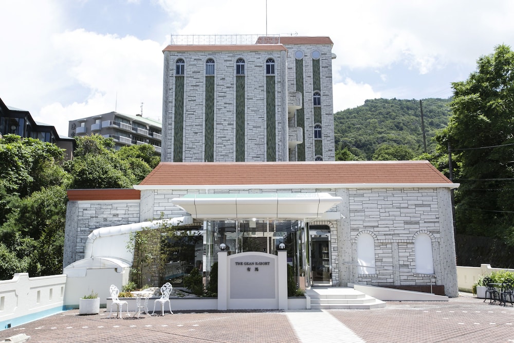 the grand resort arima
