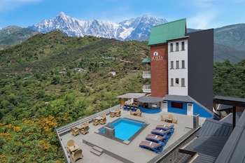 juSTa Birding Resort,Near Dharamshala Bus Stand,5 star