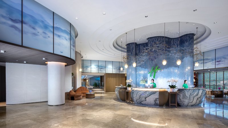 Holiday Inn And Suites Sanya Yalong Bay,,5 star