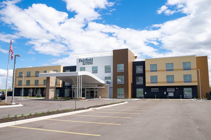 Fairfield Inn & Suites By Marriott Fond Du Lac,,2.5 star