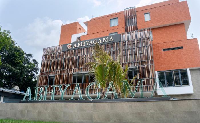 Abhyagama Hotel,New Digha,4 star