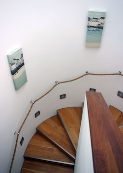 Riviera Apartments,,0 star