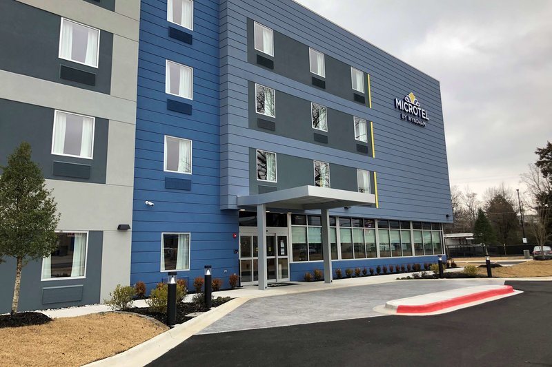 Microtel Inn & Suites By Wyndham Hot Springs,Hot Springs>>Garland,2 star