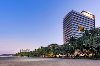 Hilton Santa Marta,,5 star
