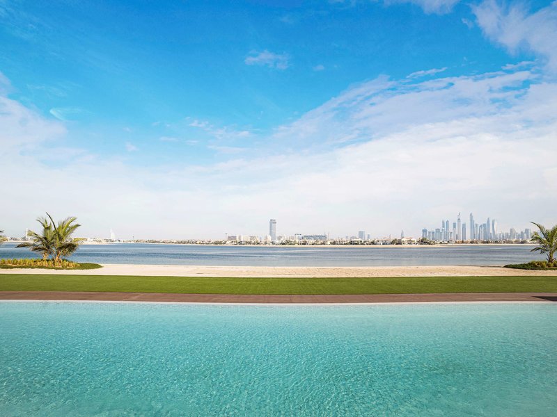 Th8 Palm Dubai Beach Resort Vignette Collection,Jumeirah>>Dubai,5 star