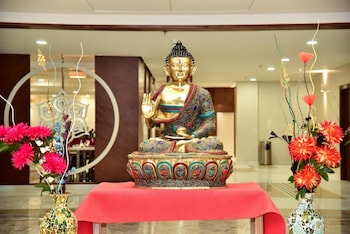 Hotel Platinum Shravasti,Gata No 155 & 156 Gram Khargupur, Pargana & Tahsil, Ekauna Shravasti,2 star