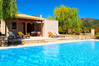 lefkada villas