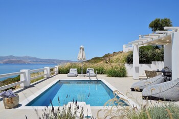 mythology naxos villas and suites