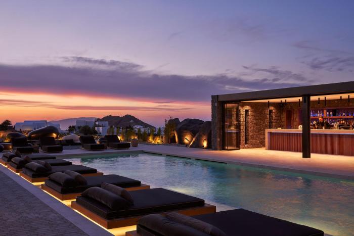 Santanna Luxury Suites,Imerovigli>>Fira,3.5 star