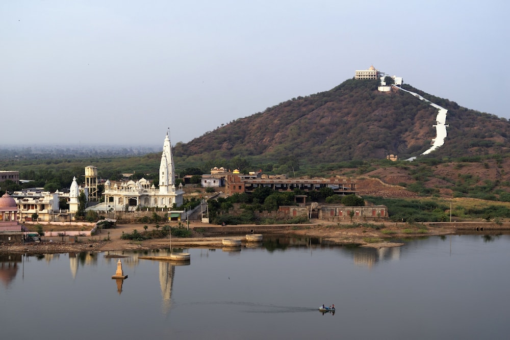 Six Senses Fort Barwara