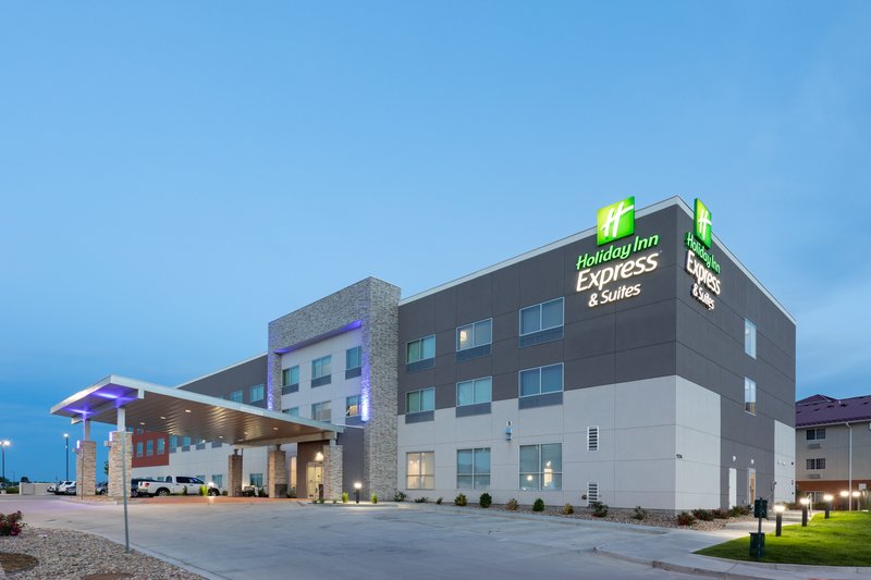Holiday Inn Express & Suites Firestone Longmont, An Ihg Hotel,Firestone>>Denver,2.5 star