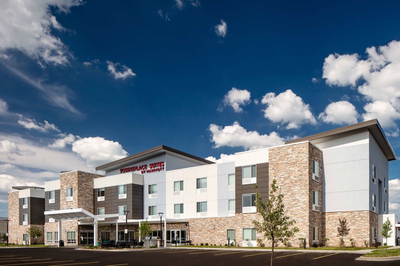Towneplace Suites By Marriott Milwaukee West Bend,Milwaukee>>Cedarburg,2.5 star