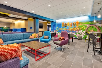 Tru By Hilton Comstock Park Grand Rapids,Belmont>>Alpine Township,3 star