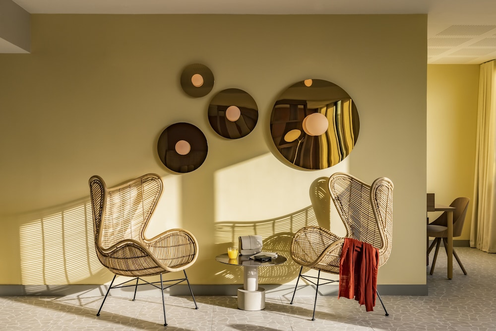 Okko Hotels Nice Aeroport,Saint-Laurent-Du-Var>>Nice,4 star