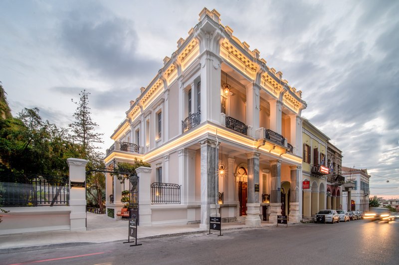 The Bold Type Hotel,,5 star