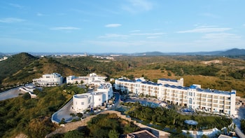 Ramee Royal Resort & Spa,Balicha,5 star