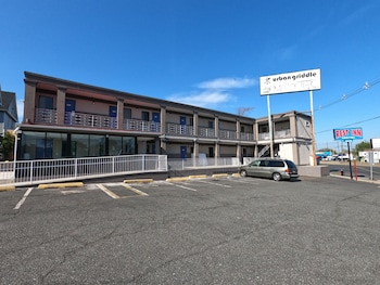 Rest Inn - Elizabeth,,2.5 star