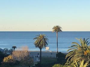 Moonlight Beach Motel,,2.5 star
