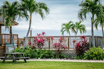Ragged Edge Resort & Marina,Florida>>Islamorada,2.5 star