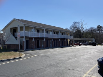 First State Inn,,2 star