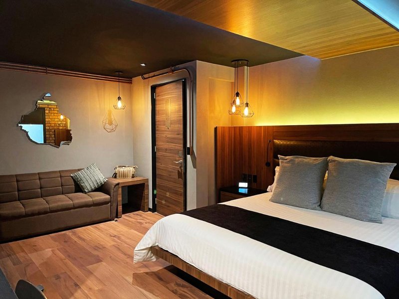 Cadillac Hotel Boutique,,3 star