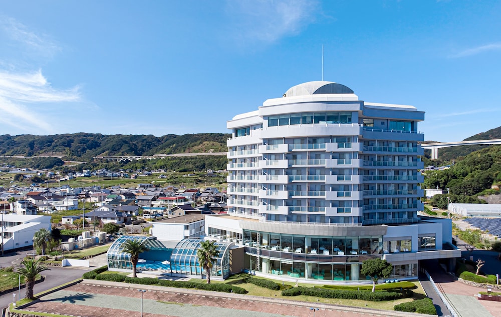 the gran resort elegante awajishima