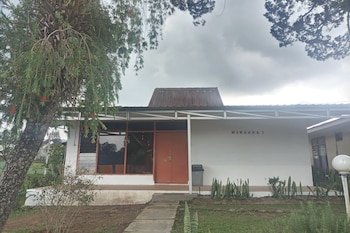 Kaliaga Bungalow,Karo>>Berastagi,3 star