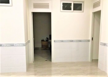 My Hien Hotel,23 Dao Duy Tu St,3 star