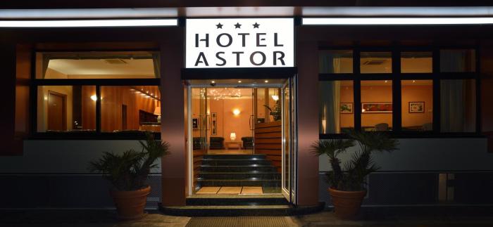 hotel astor