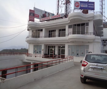 Hotel Ishan,Near Yatra Parchi Counter,3 star