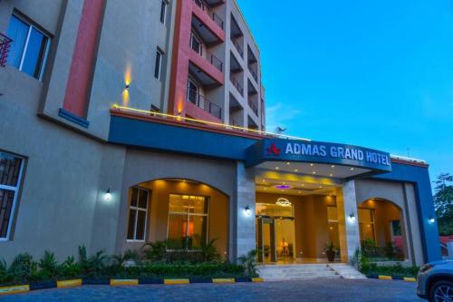 admas grand hotel