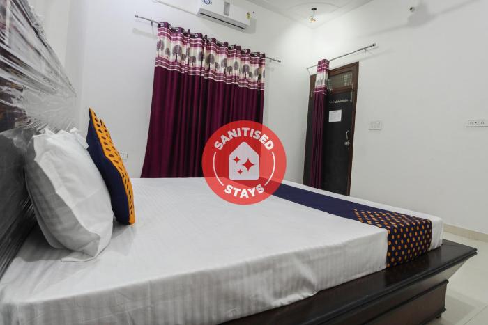 Spot On Green Valley,Sardhana>>Meerut,2 star
