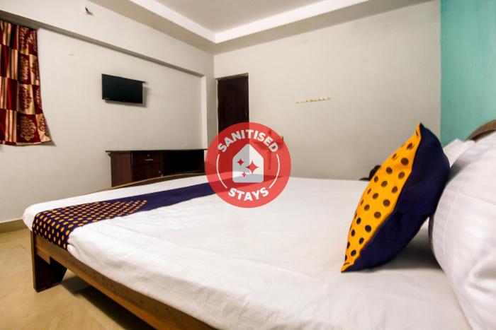 Spot On Raahila Mansion,Poondi>>Kumbakonam,2 star