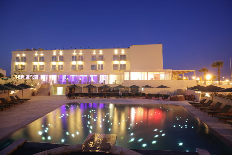 E Hotel Spa & Resort Cyprus,Near Pervolia Beach,4 star