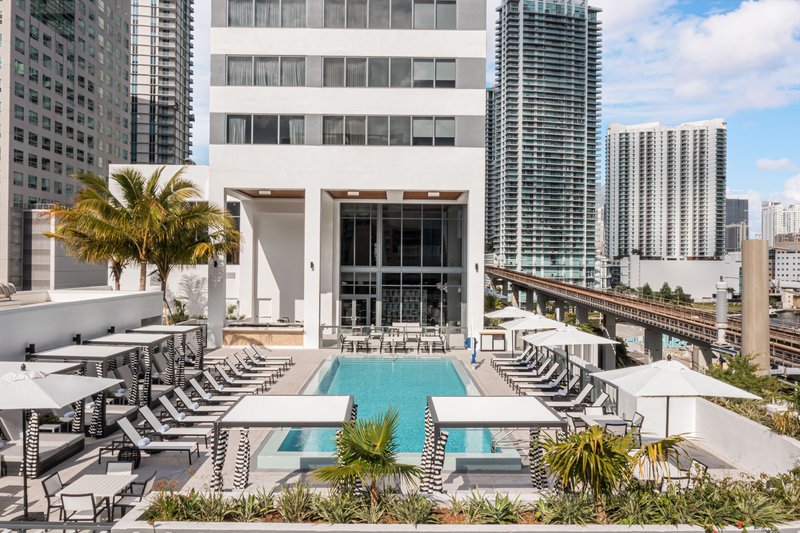 Element Miami Brickell,,3 star