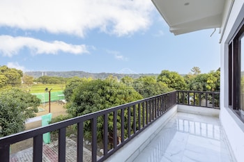 Seven Corbett Resort,Jim Corbett National Park, Pawalgarh, Ramnagar, Uttarakhand 263140,4 star