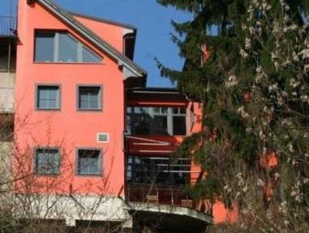 Cukrarna Hostel,Medvode>>Kranj,2 star