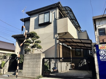 Nyoze House,,3 star