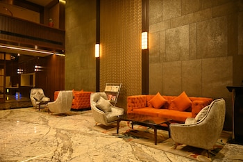 Hotel Pahadi,Vedvyas, Gopapali,4 star