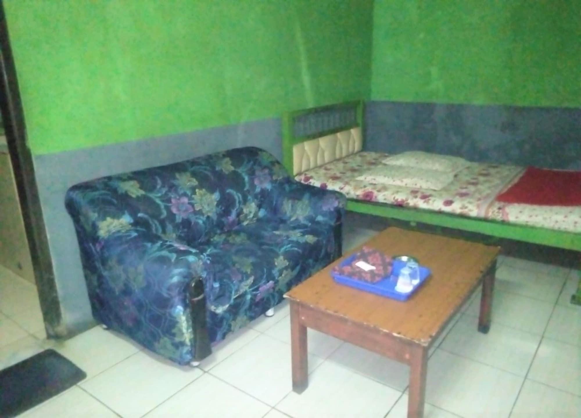 penginapan 99