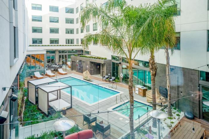 shashi hotel mountain view palo alto